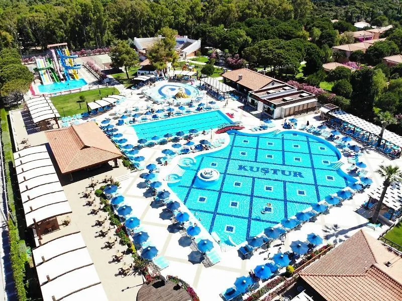 ***** Resort Kustur Club Holiday Village Kusadası Turquia